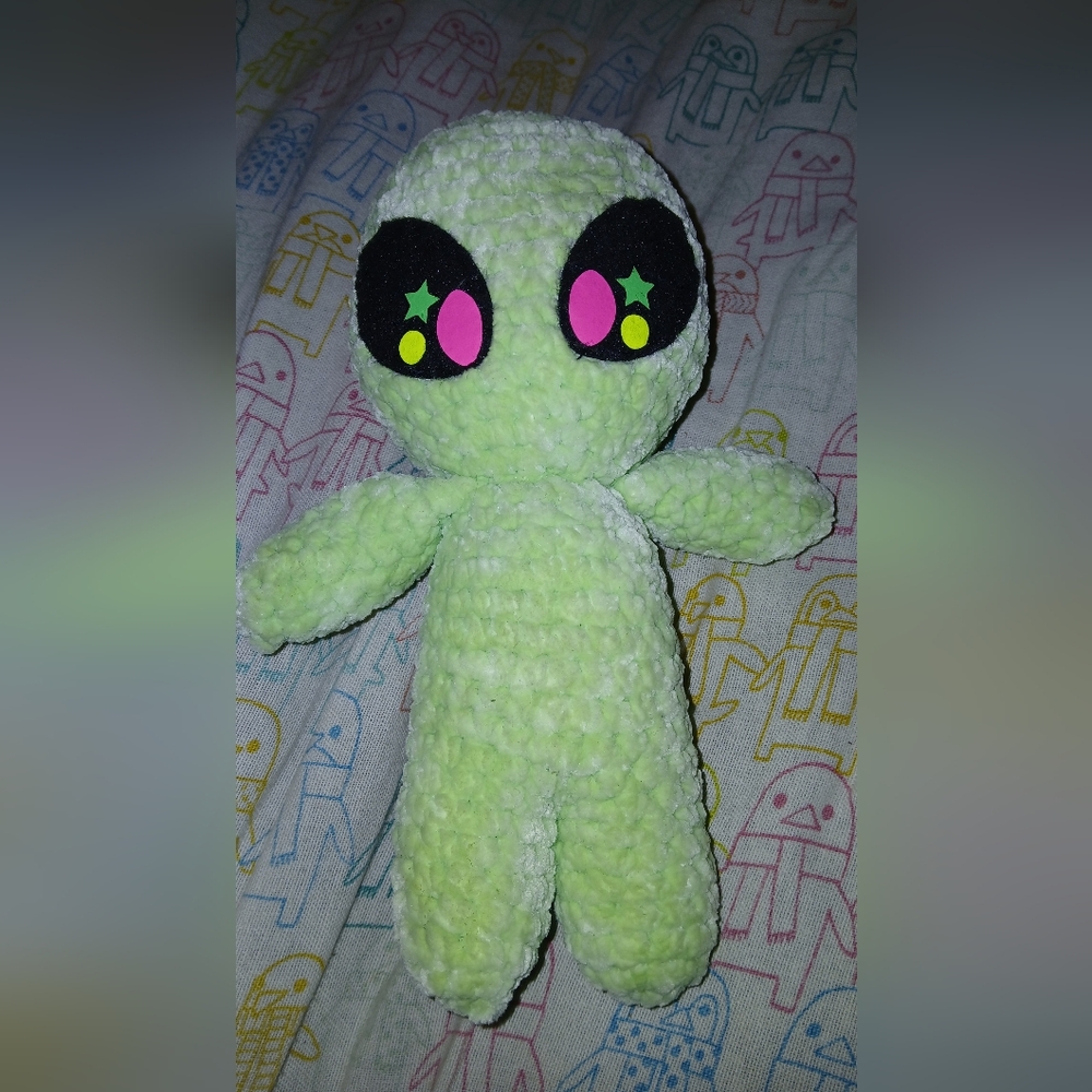 crocheted Green Alien plush!!